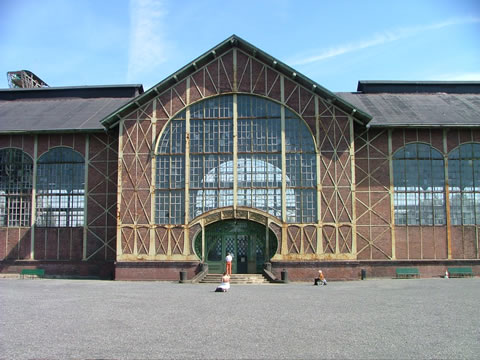 Der Eingangsbereich der Maschinenhalle.